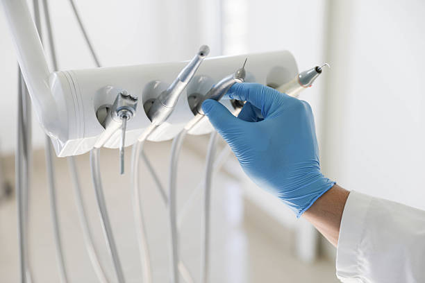 Professional Teeth Whitening technician working in Edgewood, NM
